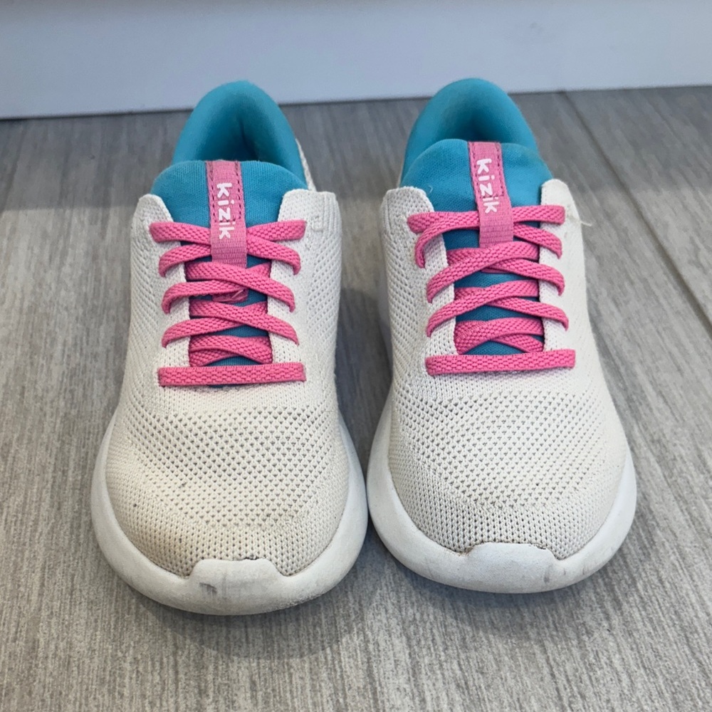 Kizik Kids White and Pink Shoes